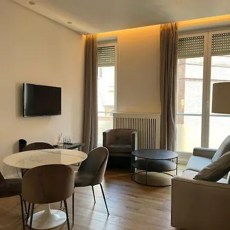 Apartment Piazza Affari - Duomo *
